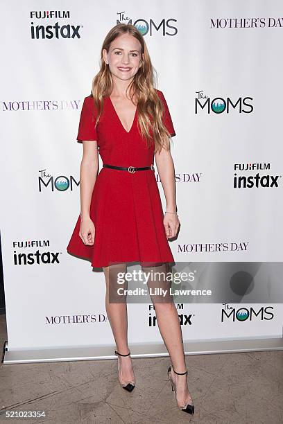 Actress Britt Robertson attends The MOMS MAMARAZZI event at TCL Chinese Theatre IMAX on April 13, 2016 in Hollywood, California.