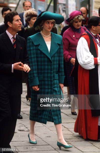 Prince Charles And Princess Diana In Venice. She Is Wearing A Coat Designed By Fashion Designers The Emanuels