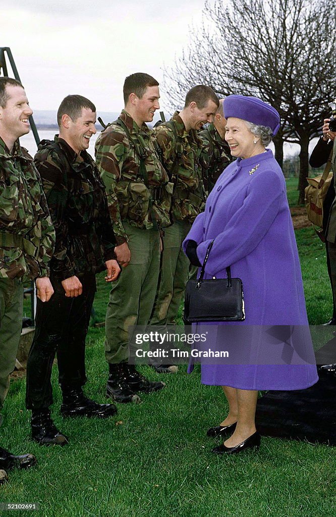 Queen Commandos