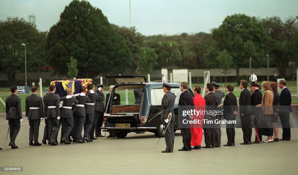 Princess Of Wales Coffin Northolt