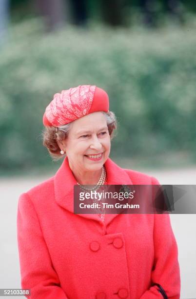 Queen Elizabeth II Visiting 5th Airbourne Brigade Regiment. She Is Wearing The Cullinan V Heart Brooch. Diamonds. The Queen's Coat Was Designed By...
