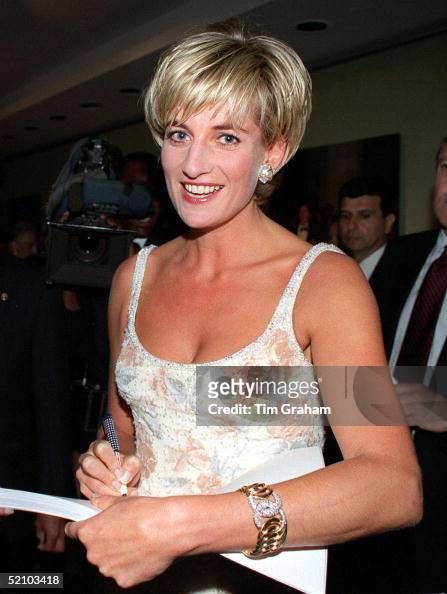 Diana Princess Of Wales Signing A Copy Of The Dresses Auction... News ...