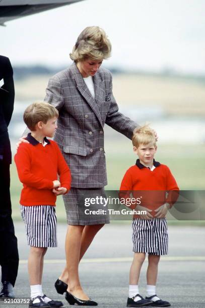 Princess Diana With Her Sons Prince William And Prince Harry At Aberdeen Airport.