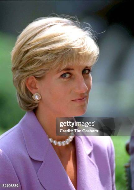 512 Princess Diana Haircut Photos and Premium High Res Pictures - Getty Images 512 Princess Diana Haircut Photos and Premium High Res Pictures - Getty Images
