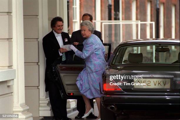 The Queen Arriving At Clarence House In Her Daimler Jaguar Car For The Queen Mother's 97th Birthday.