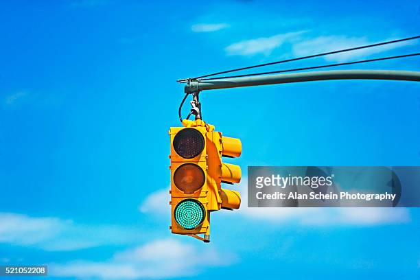 green light - traffic light stock pictures, royalty-free photos & images