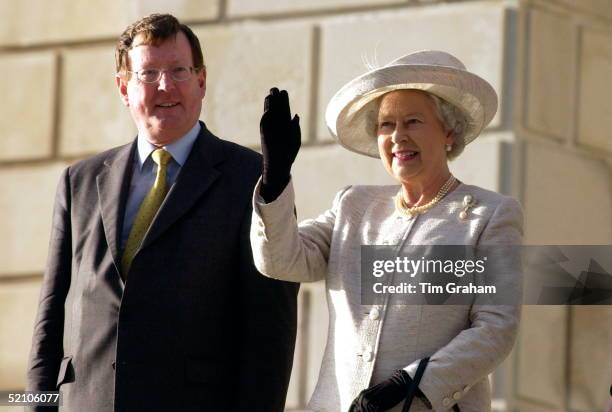 Queen Elizabeth II With David Trimble, Northern Ireland First Minister Of Assembly, At Stormont, The Northern Ireland Parliament Building