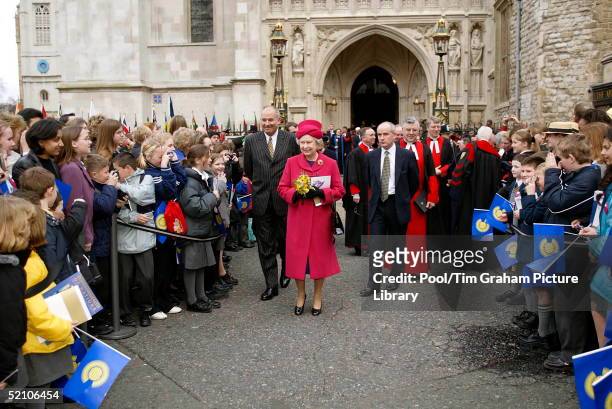 Queen Elizabeth Ll Leaving After The Commonwealth Day Of Observance Service At Westminster Abbey. Crowds Of School Children Have Gathered To Greet...