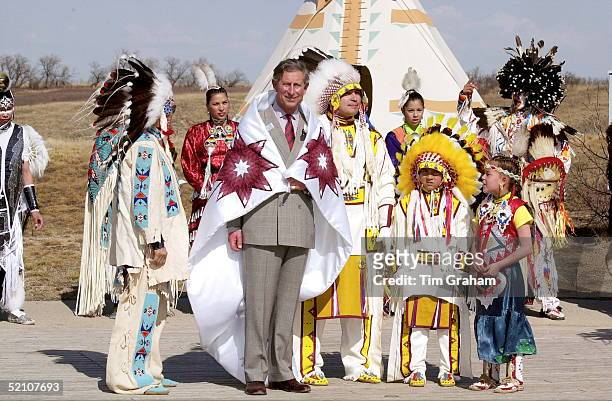 Prince Charles [ Prince Of Wales ] Visiting The Wanuskewin Heritage Park Where He Meets Plains Indians Of Various Tribes Including The Cree, Sioux,...