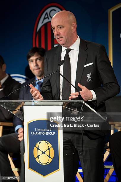 Gary McAllister of Liverpool FC addresses the crowd which including legends Mauro Tassotti of AC Milan, Emilio Butragueno of Real Madrid, Youri...