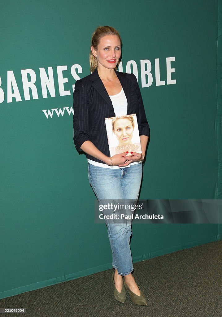 Cameron Diaz Signs Her New Book "The Longevity Book: The Science Of Aging, The Biology Of Strength And The Privilege Of Time"