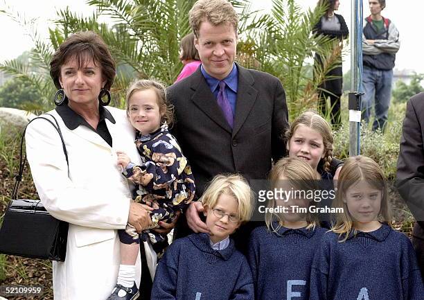Charles, Earl Spencer With His Children Louis [viscount Althorp], Eliza, Amelia & Kitty With Rosa Monckton And Her Daughter Domenica [godchild Of The...