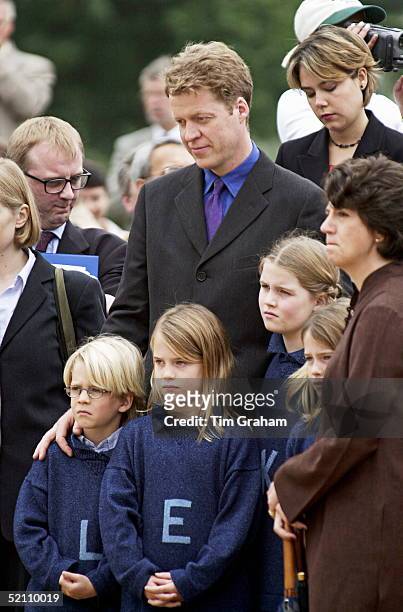 Charles,earl Spencer, Brother Of The Princess Of Wales, With His Children At Opening Of The Princess Of Wales Memorial Playground In Kensington...