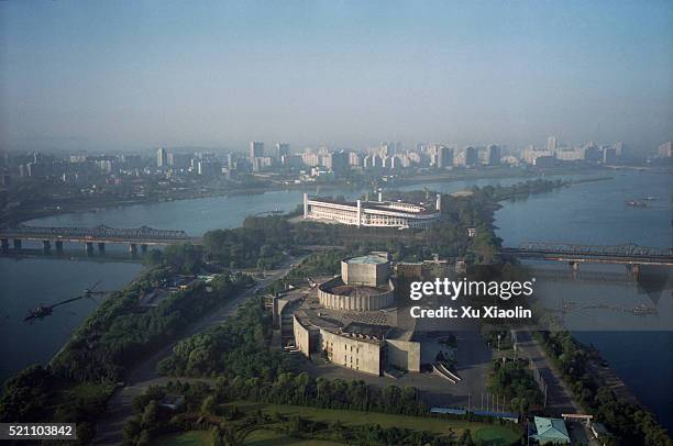 Pyongyang 95 4,065 Pyongyang City Stock Photos, High-Res Pictures, and Images ...
