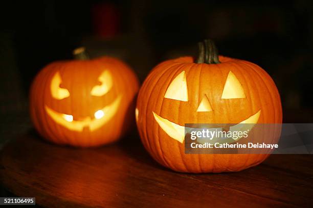 halloween pumpkins - lanterna de halloween - fotografias e filmes do acervo