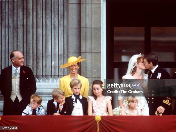 The Duke And Duchess Of York On The Balcony Of Buckingham Palace With Major Ronald Ferguson And Susan Barrantes On Their Wedding Day.