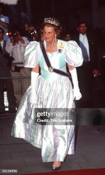 Duchess Of Grafton Arriving At Claridges.circa 1990s