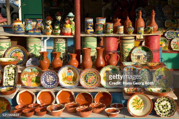 decorative pottery display in estremoz - souvenirs stock-fotos und bilder