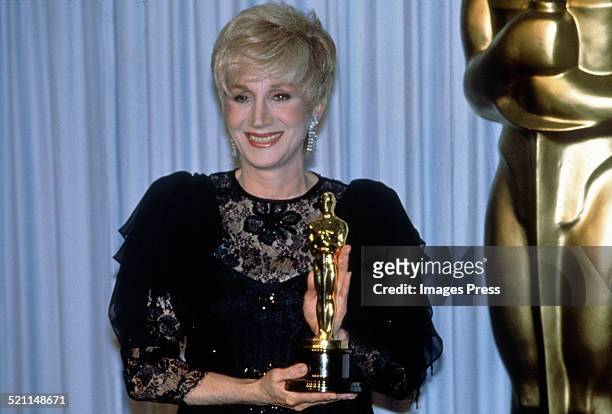 Olympia Dukakis with her Best Supporting Actress Oscar statuette at the 60th Academy Awards at the Shrine Auditorium circa 1988 in Los Angeles,...