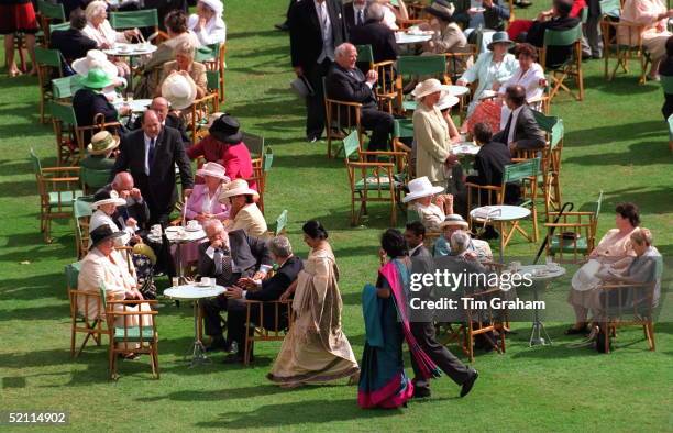 Buckingham Palace Garden Party