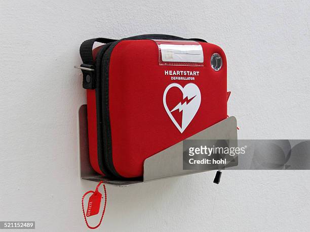 defibrillator - defibrillator bildbanksfoton och bilder