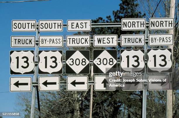 Route Drive Sign 1,720 Route Signs Stock Photos, High-Res Pictures, and Images - Getty ...