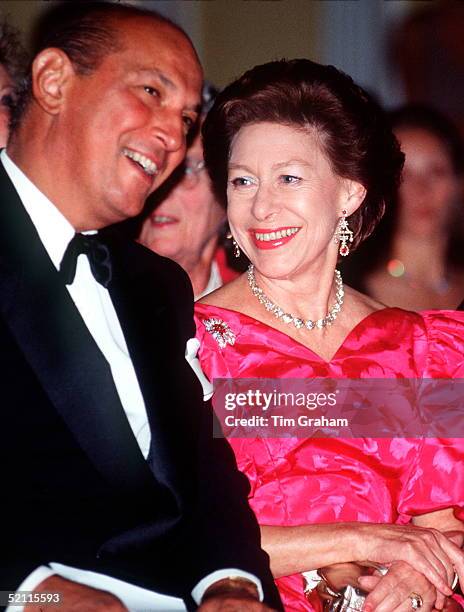 Princess Margaret Laughing With Dress Designer Oscar De La Renta During A Fashion Show In Aid Of The Nspcc At Claridges Hotel In London.