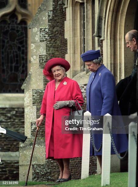 Royal Family Attending Christmas Service At Sandringham Church - The Queen, Queen Mother And Prince Philip