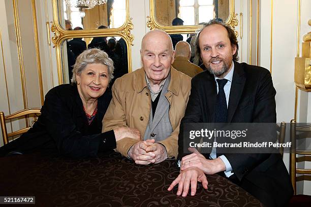 Nominated for "Moliere du Comedien dans un spectacle de Theatre prive" for "A tord et a raison", Michel Bouquet sitting between his wife Juliette...