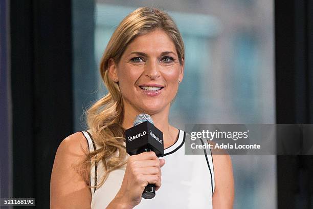 Gabrieline Reece 83 Build Speaker Series Gabrielle Reece Strong Stock Photos, High-Res ...