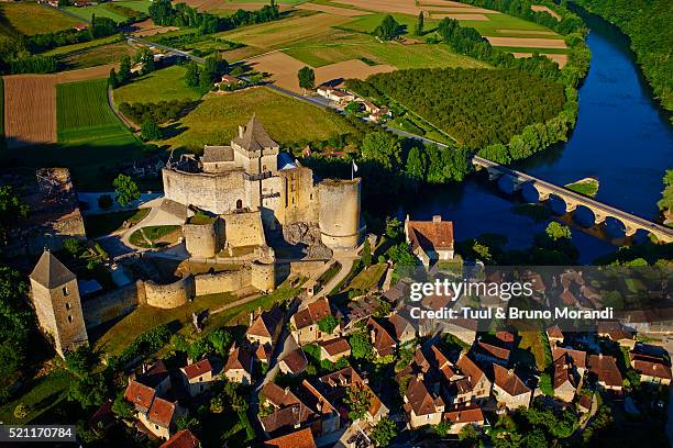 france, dordogne, perigord noir, castelnaud la chapelle - dordogne aquitanien stock-fotos und bilder