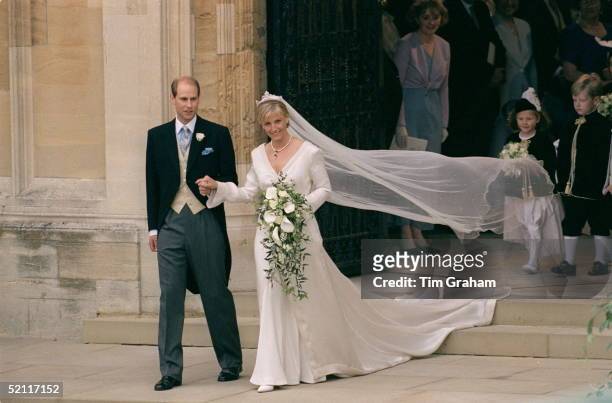 Prince Edward And Sophie Rhys-jones On The Day Of Their Wedding.
