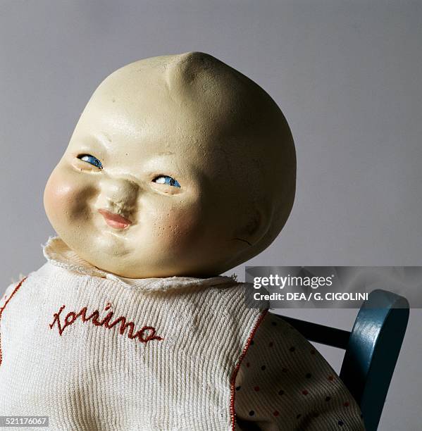 475 Bisque Doll Stock Photos, High-Res Pictures, and Images - Getty Images