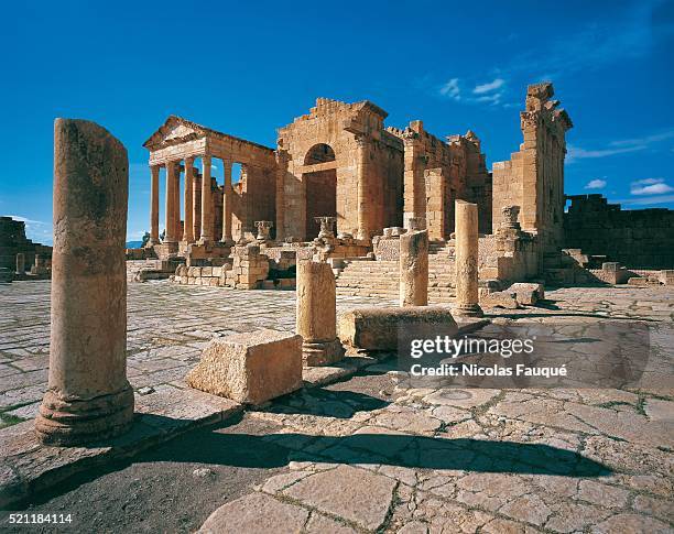 tunisia - archeology - roman archeological site of sbeitla - kairwan stock pictures, royalty-free photos & images
