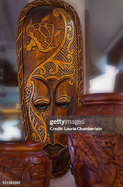 local hawaiian crafts - hawaii souvenir stock pictures, royalty-free photos & images