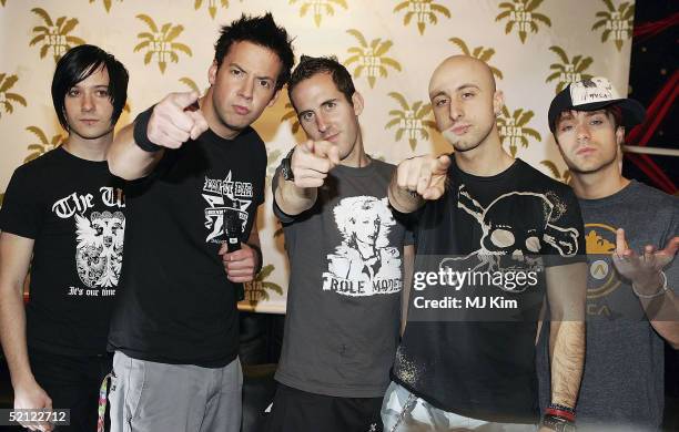 Flo Rida Simple Plan 4,934 Simple Plan Photos & High Res Pictures - Getty Images