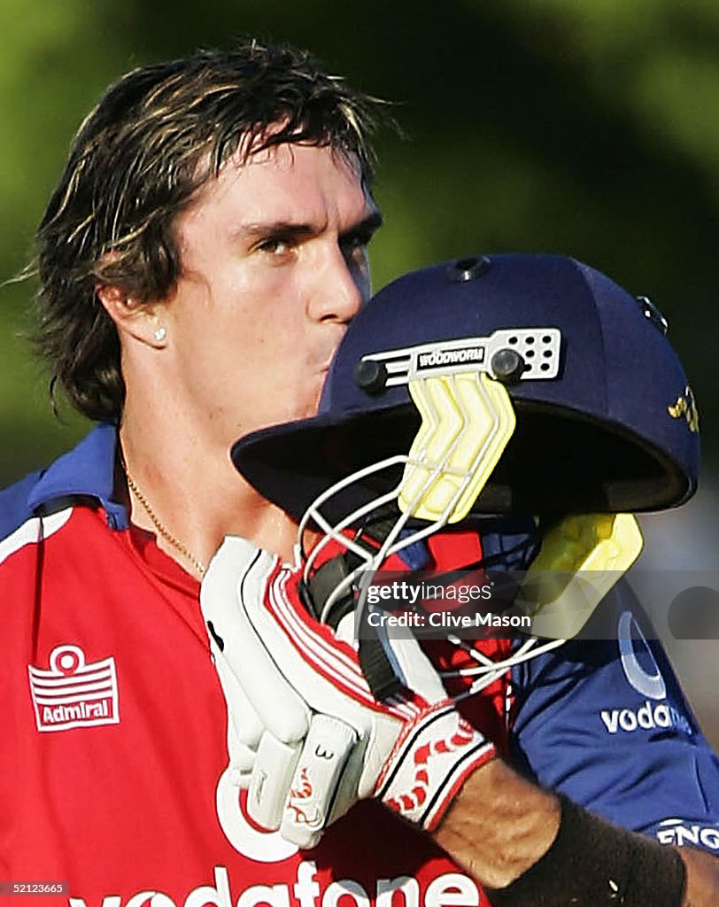 Second ODI - South Africa v England