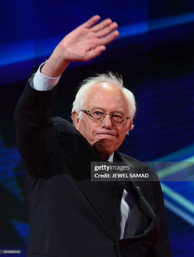 US-VOTE-DEMOCRATS-DEBATE