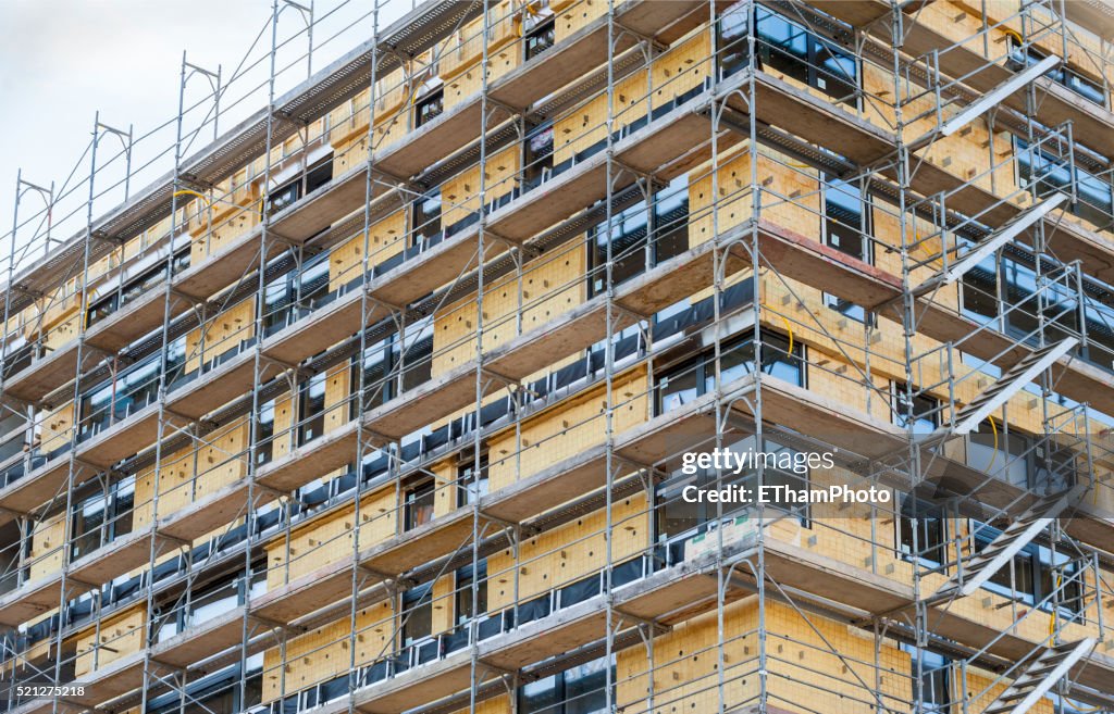 Thermal insulation on building facade