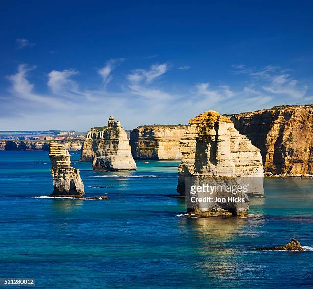 the twelve apostles in port campbell national park - twelve apostles stock pictures, royalty-free photos & images