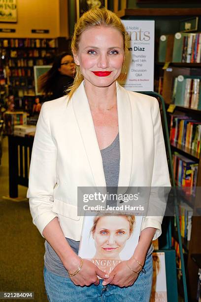 Cameron Diaz signs copies of her book 'The Longevity Book: The Science Of Aging, The Biology Of Strength, And The Privilege Of Time' at Barnes &...