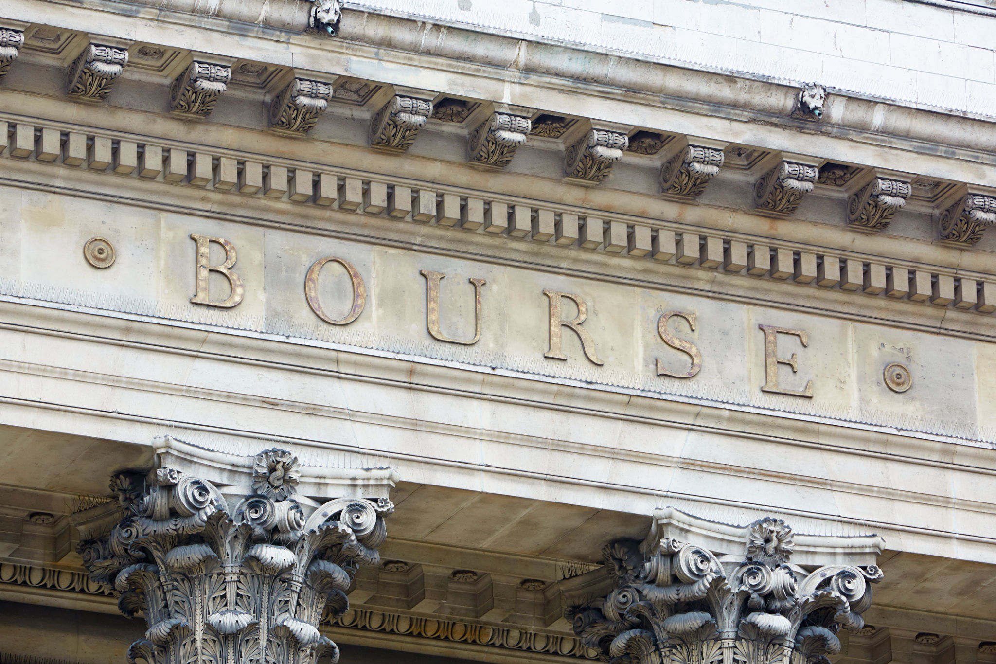 paris trading