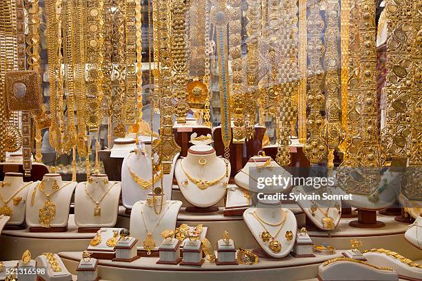 dubai's gold souk, deira - jewellery - fotografias e filmes do acervo