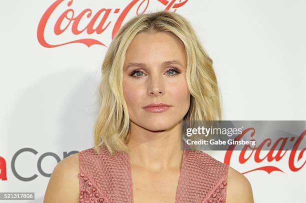 Actress Kristen Bell, one of the recipients of the Female Stars of the Year Award, attends the CinemaCon Big Screen Achievement Awards at Omnia...