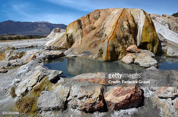 travertine hot springs, eastern sierras, california - riverside county imagens e fotografias de stock