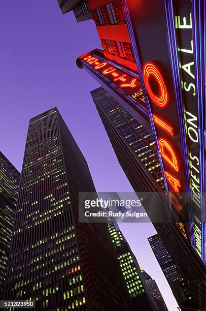 radio city music hall - music hall center stock pictures, royalty-free photos & images