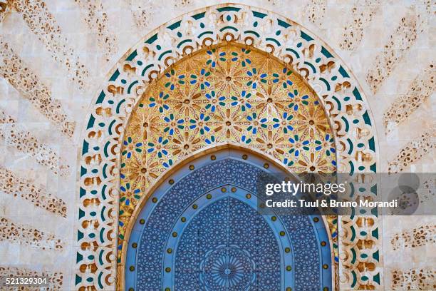 morocco, casablanca, hassan ii mosque - casablanca photos et images de collection