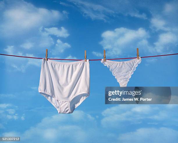 underwear on clothesline - culotte photos et images de collection