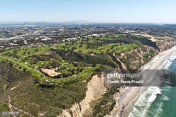 torrey pines golf course on bluff above ocean - la jolla imagens e fotografias de stock