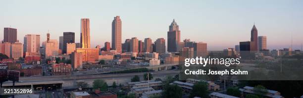 atlanta skyline at sunrise - atlanta sunrise stock pictures, royalty-free photos & images